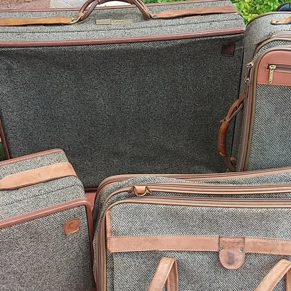 HARTMANN TWEED LUGGAGE PIECES - Picture 12 of 17